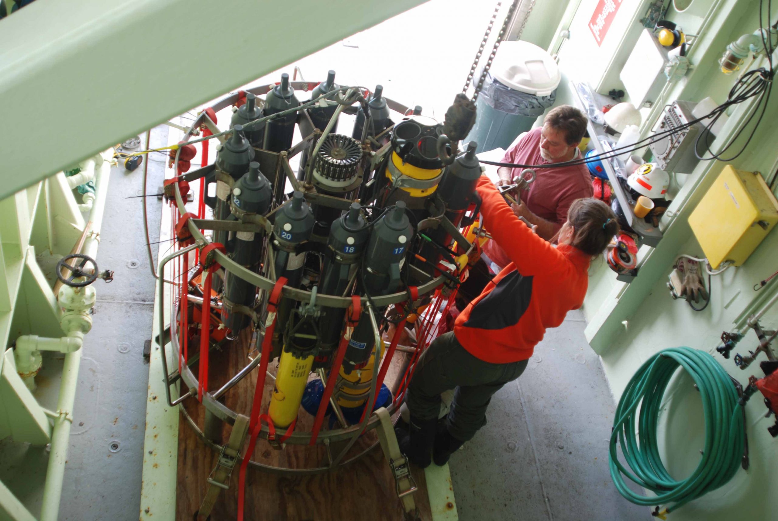 Calibration dip preparation in the hanger.